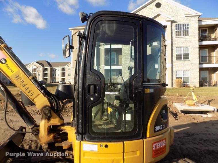 image for item FE9259 2008 Caterpillar 304C CR mini excavator
