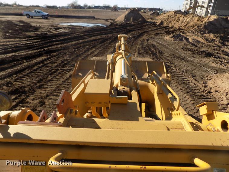 image for item FE9261 1996 Caterpillar 963B track loader