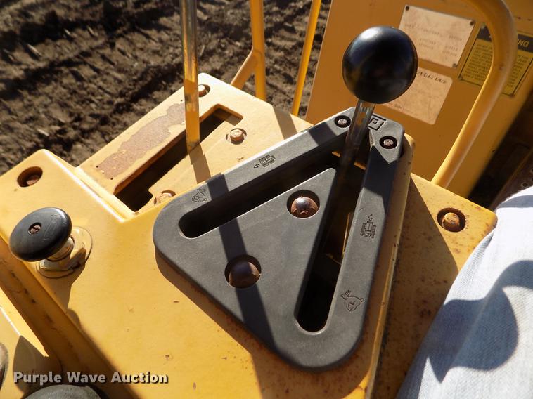 image for item FE9261 1996 Caterpillar 963B track loader