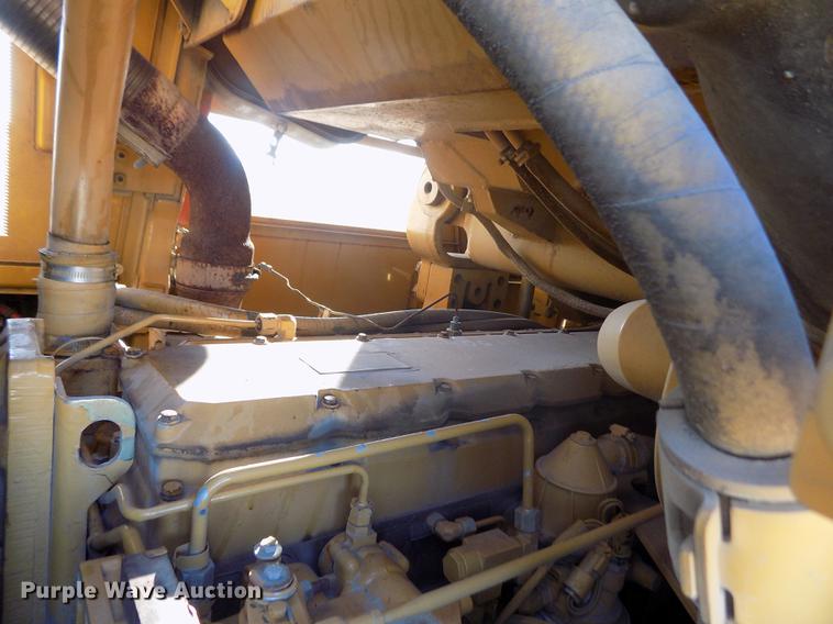 image for item FE9261 1996 Caterpillar 963B track loader