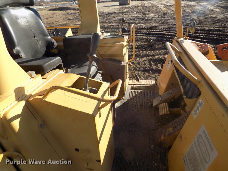 image for item FE9261 1996 Caterpillar 963B track loader