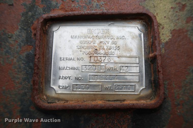 image for item FE9548 Entek 42"W excavator bucket