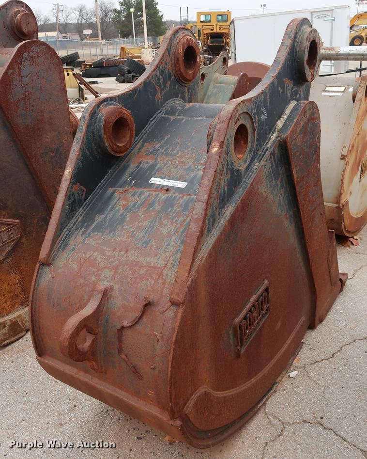 image for item FE9558 Romco 30"W excavator bucket