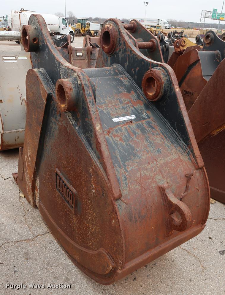 image for item FE9558 Romco 30"W excavator bucket