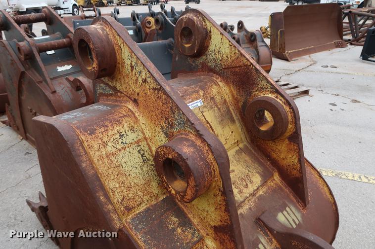 image for item FE9559 Esco 42"W excavator bucket