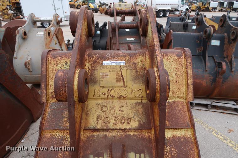 image for item FE9559 Esco 42"W excavator bucket