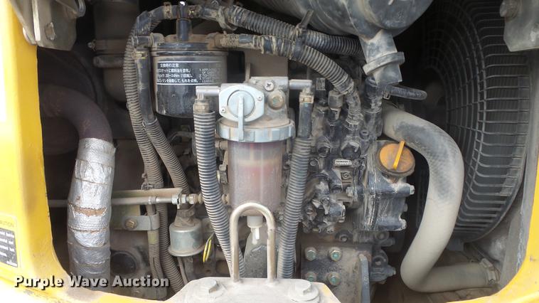 image for item FI9321 2006 John Deere 27D mini excavator