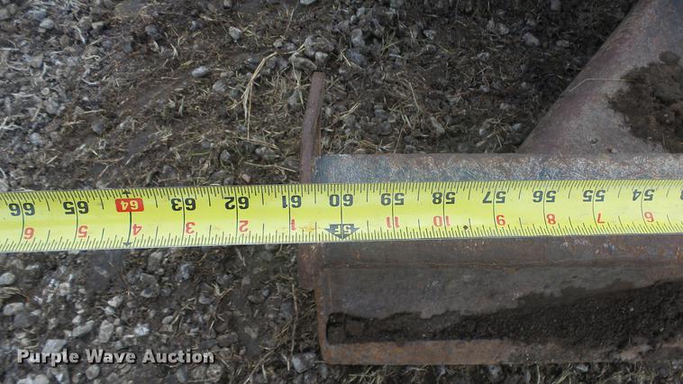 image for item FI9321 2006 John Deere 27D mini excavator