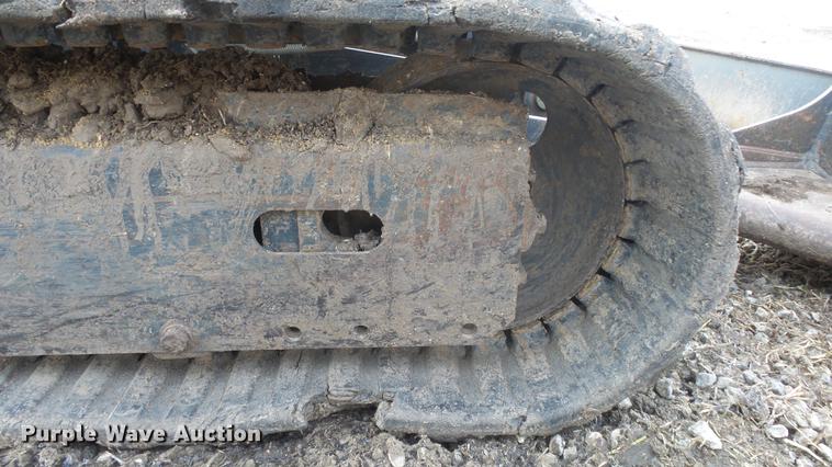 image for item FI9321 2006 John Deere 27D mini excavator