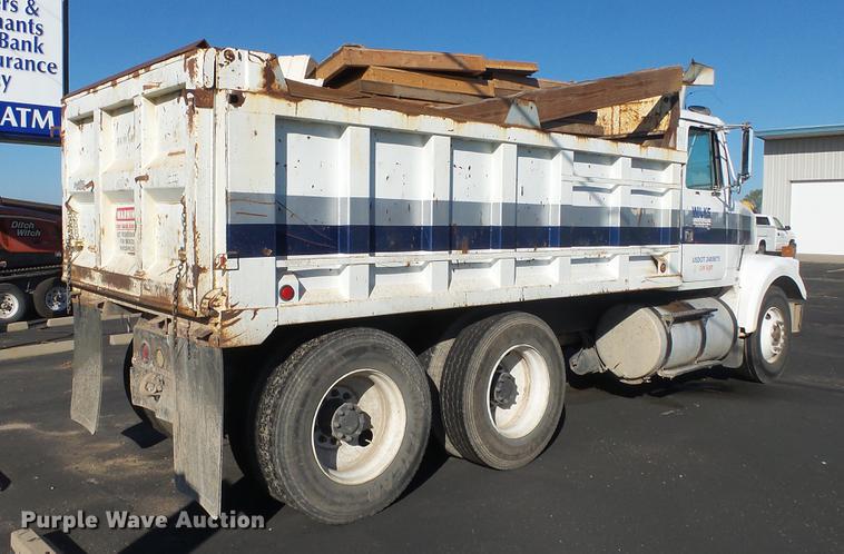 image for item FO9053 1984 White WCM dump truck