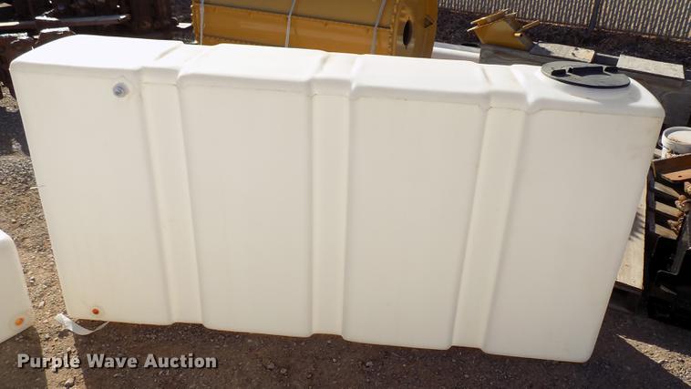 image for item FQ9121 (3) water tanks