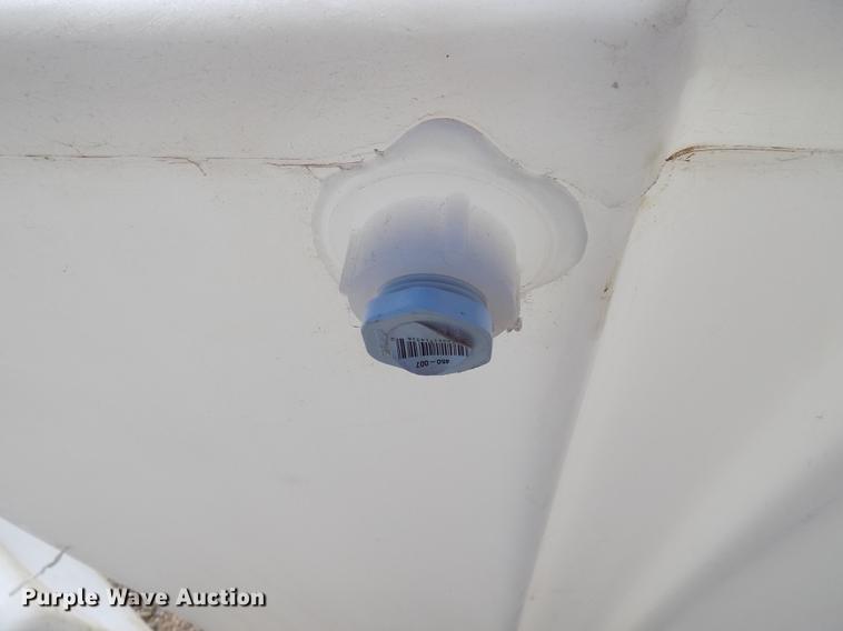 image for item FQ9121 (3) water tanks