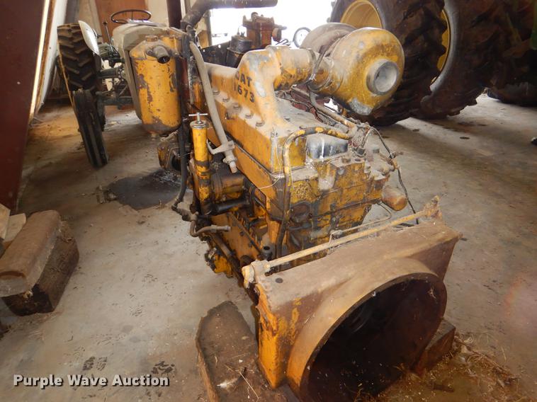 image for item FS9492 Caterpillar 1673 motor grader engine block