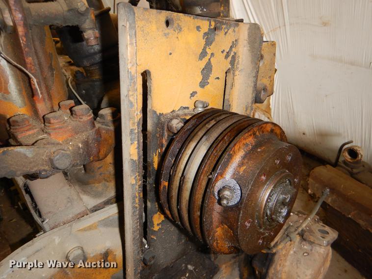 image for item FS9492 Caterpillar 1673 motor grader engine block