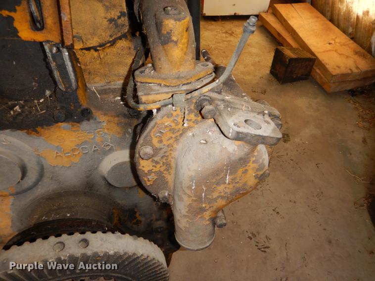 image for item FS9492 Caterpillar 1673 motor grader engine block