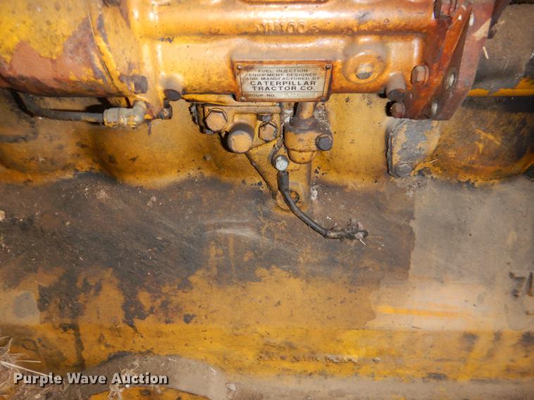 image for item FS9492 Caterpillar 1673 motor grader engine block