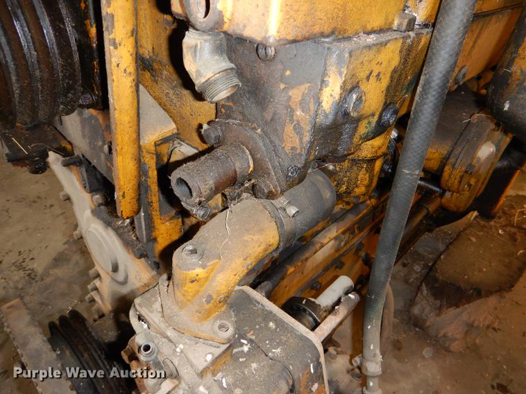 image for item FS9492 Caterpillar 1673 motor grader engine block
