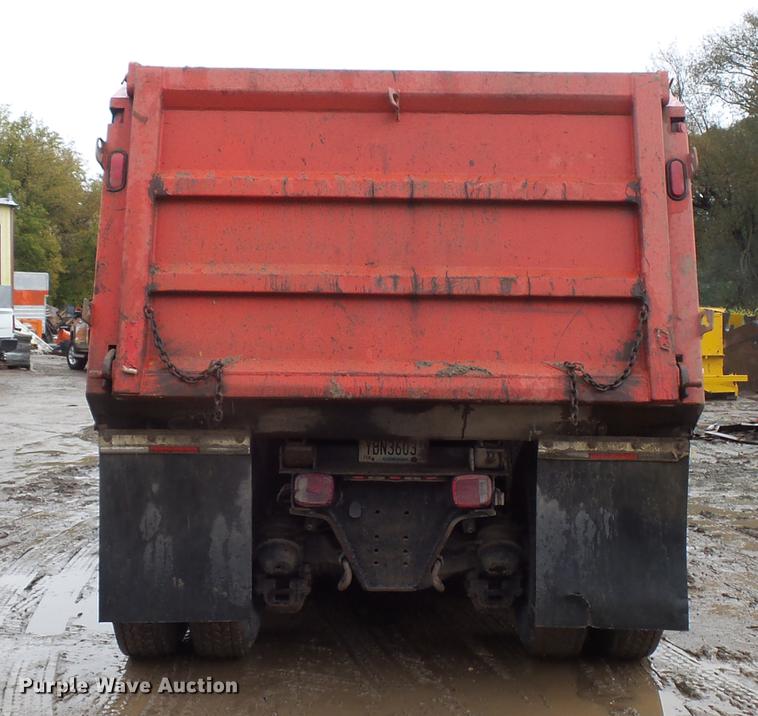 image for item FT9915 2007 Mack Granite dump truck