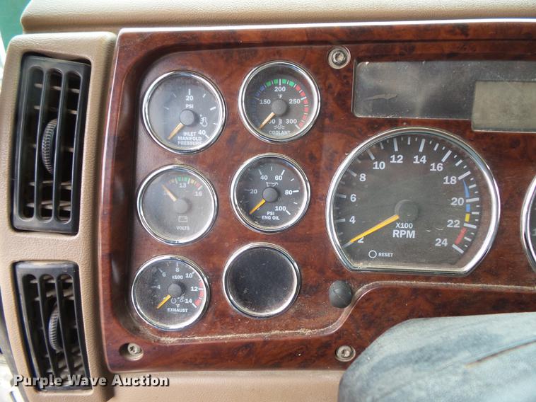 image for item FT9915 2007 Mack Granite dump truck