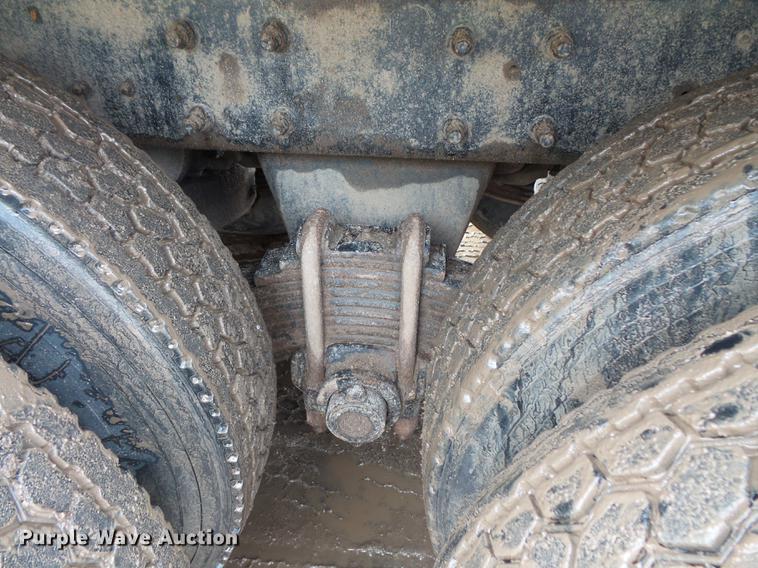 image for item FT9915 2007 Mack Granite dump truck