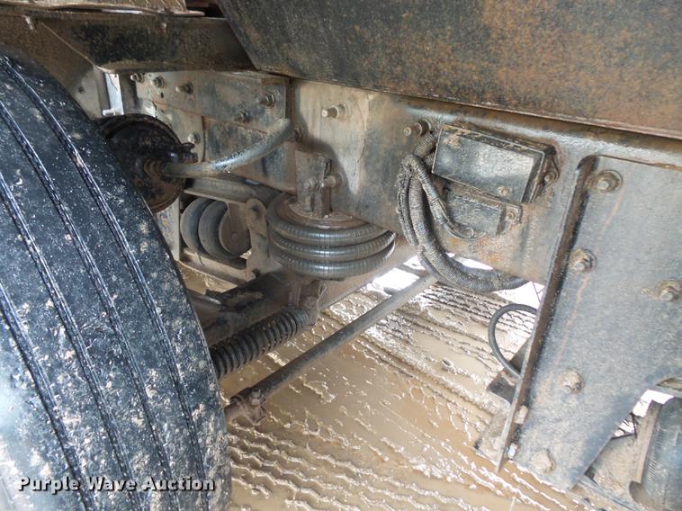 image for item FT9915 2007 Mack Granite dump truck