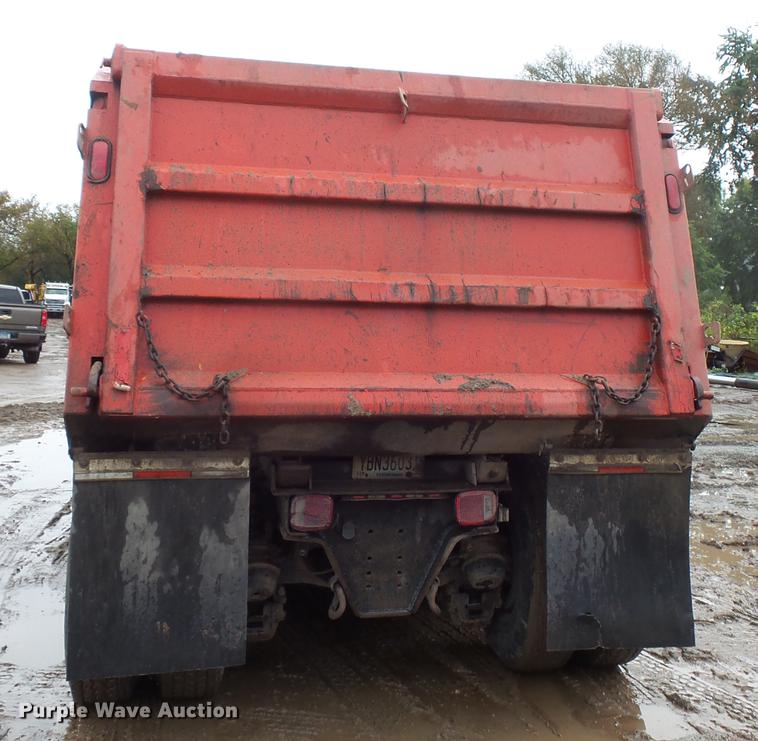 image for item FT9915 2007 Mack Granite dump truck