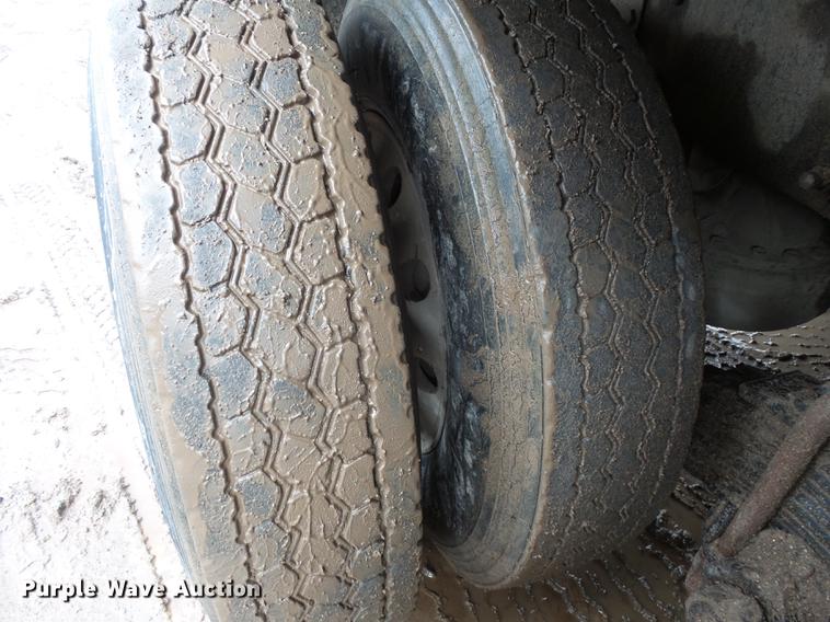 image for item FT9915 2007 Mack Granite dump truck