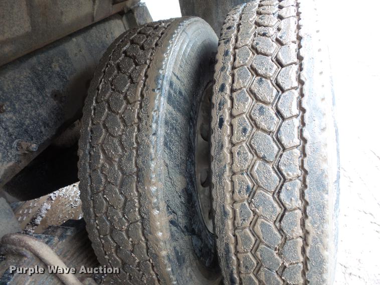 image for item FT9915 2007 Mack Granite dump truck