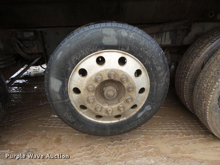 image for item FT9915 2007 Mack Granite dump truck