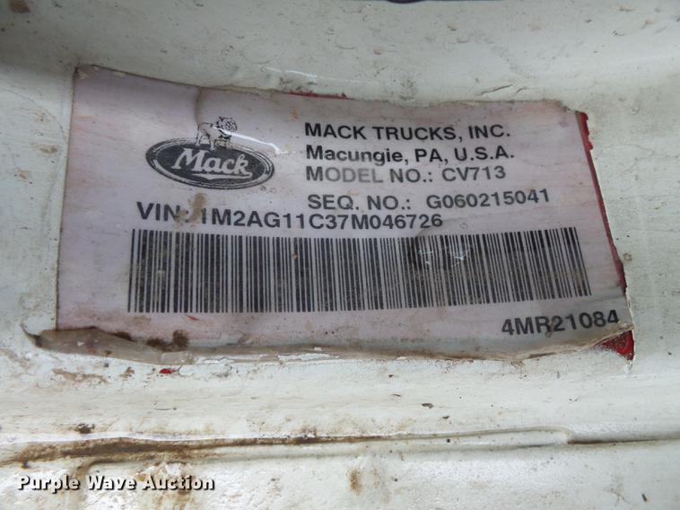 image for item FT9915 2007 Mack Granite dump truck