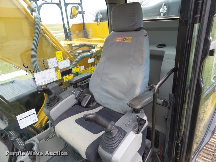 image for item L5728 2013 Caterpillar 320EL excavator