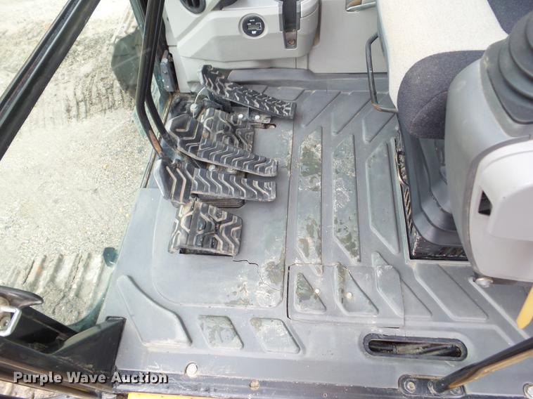 image for item L5728 2013 Caterpillar 320EL excavator