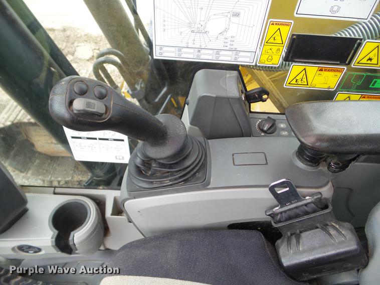 image for item L5728 2013 Caterpillar 320EL excavator