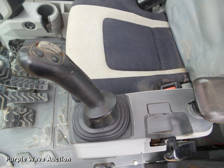 image for item L5728 2013 Caterpillar 320EL excavator