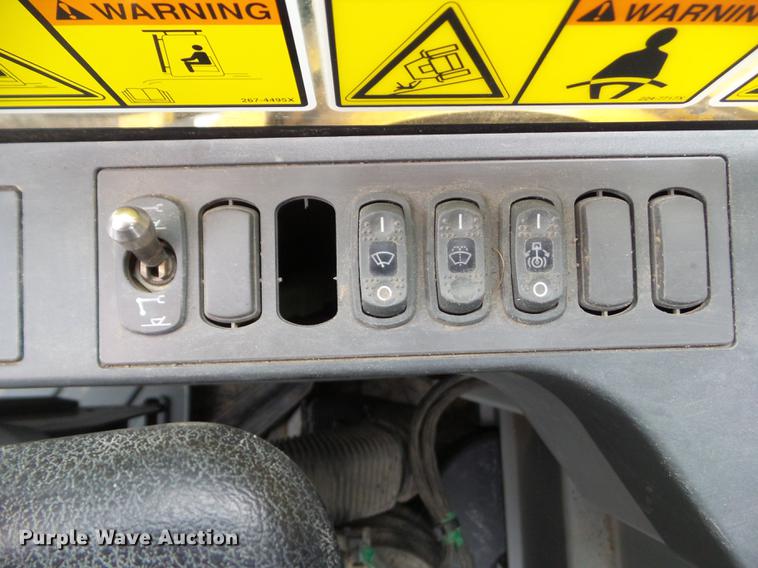 image for item L5728 2013 Caterpillar 320EL excavator