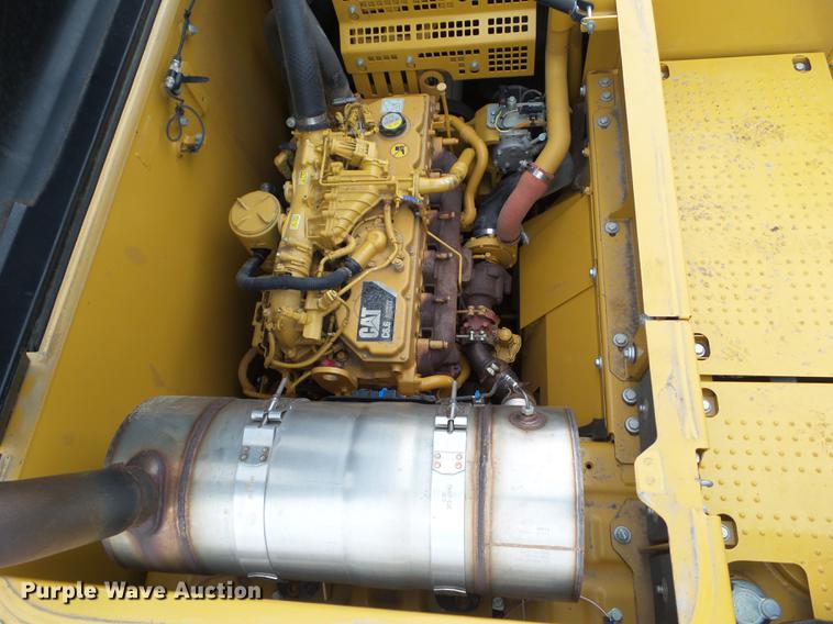 image for item L5728 2013 Caterpillar 320EL excavator