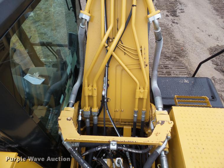 image for item L5728 2013 Caterpillar 320EL excavator