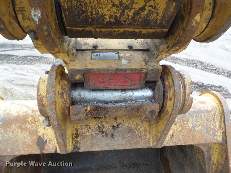 image for item L5728 2013 Caterpillar 320EL excavator