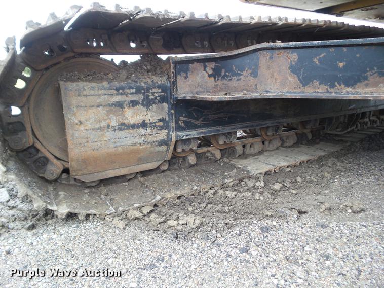 image for item L5728 2013 Caterpillar 320EL excavator