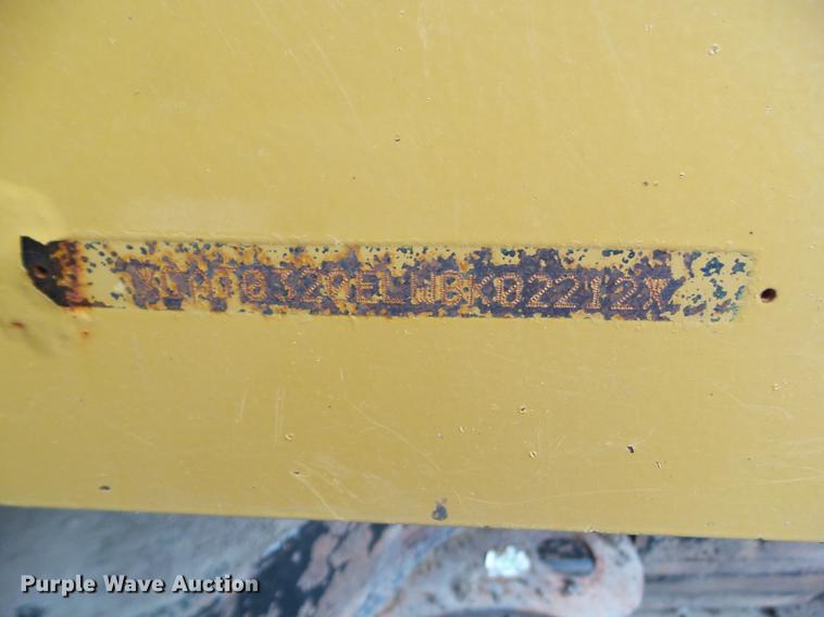 image for item L5728 2013 Caterpillar 320EL excavator