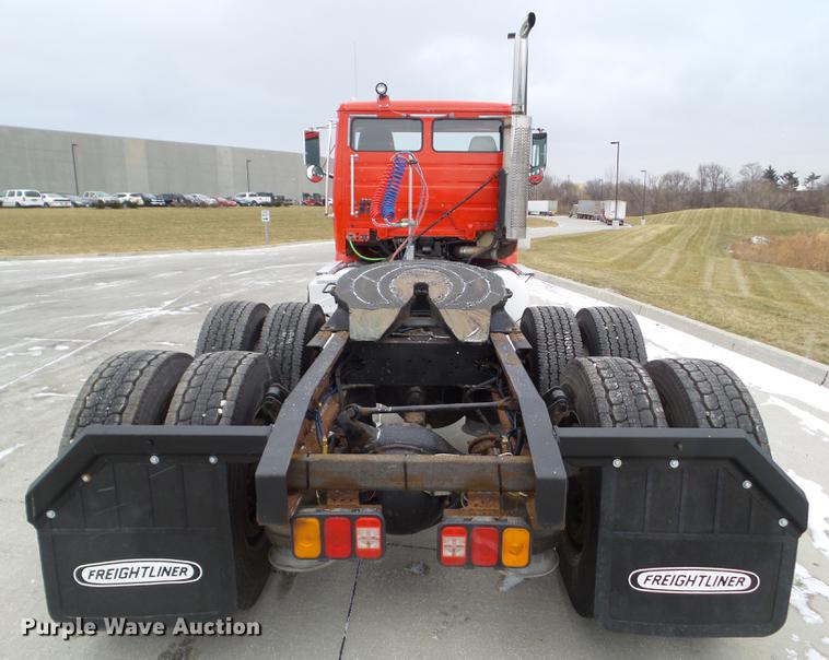 image for item L5731 2003 Freightliner FL112 semi truck