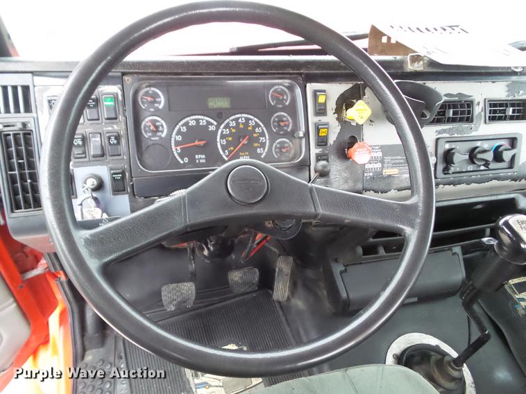 image for item L5731 2003 Freightliner FL112 semi truck