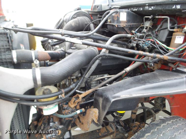 image for item L5731 2003 Freightliner FL112 semi truck