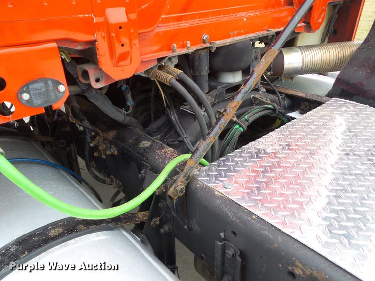 image for item L5731 2003 Freightliner FL112 semi truck