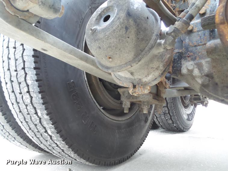 image for item L5731 2003 Freightliner FL112 semi truck