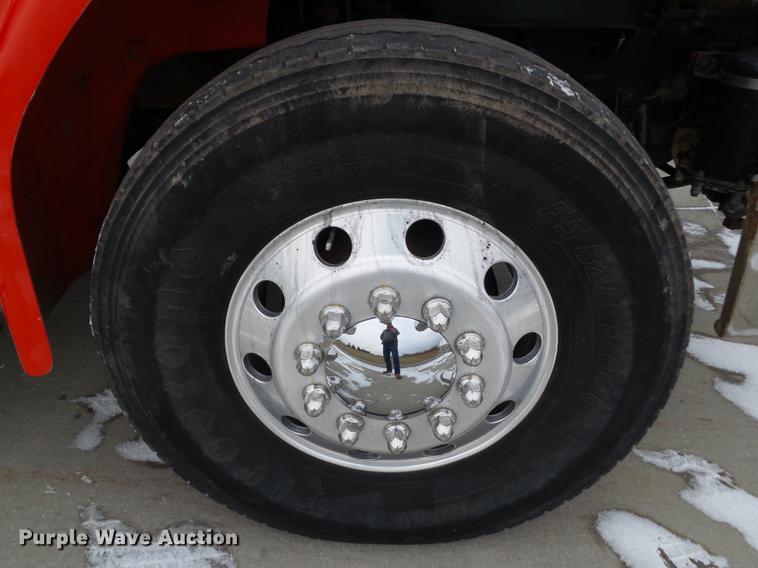 image for item L5731 2003 Freightliner FL112 semi truck