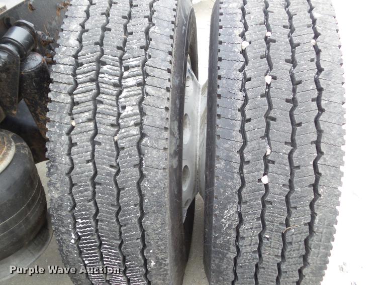 image for item L5731 2003 Freightliner FL112 semi truck