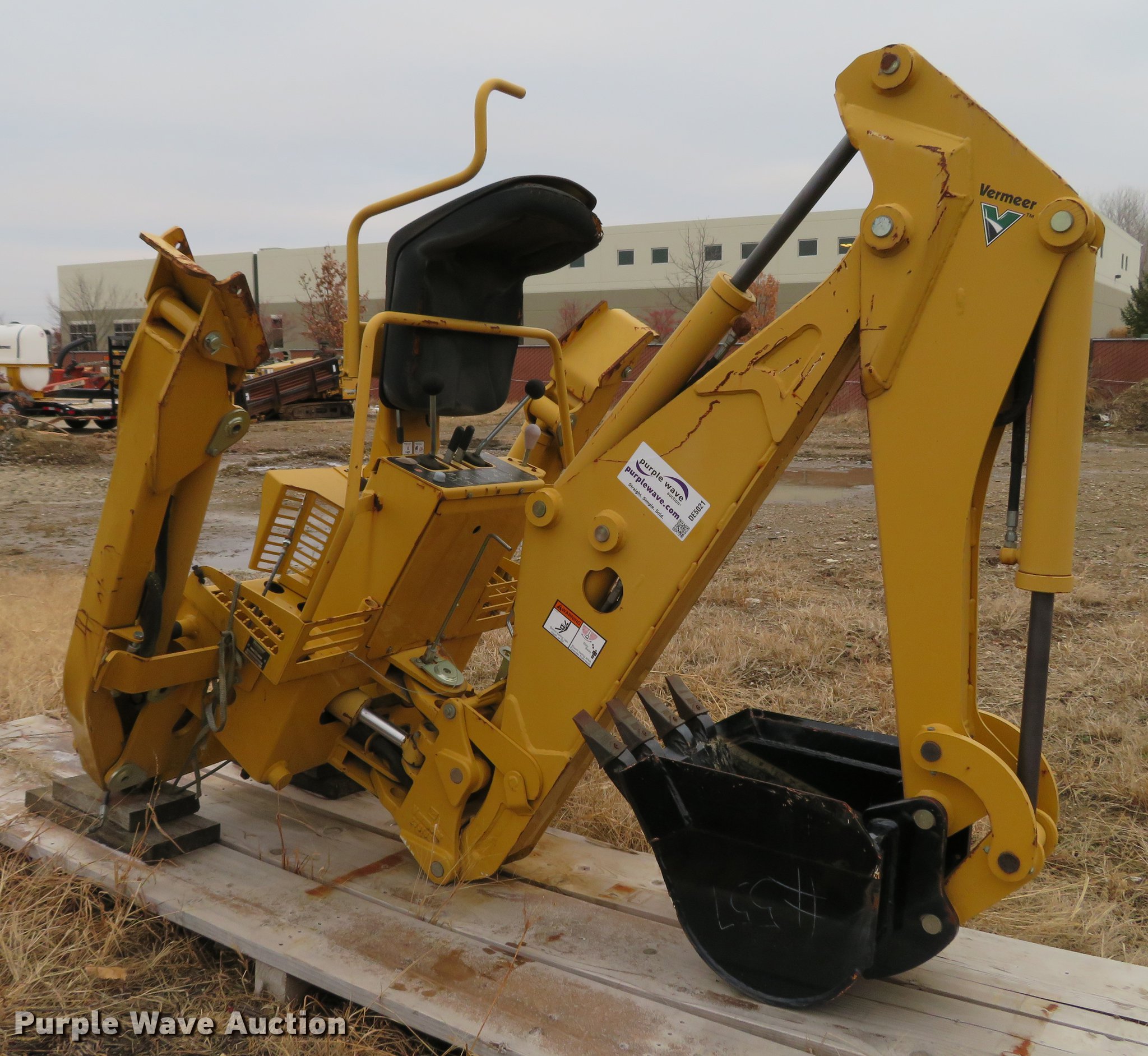 2008 Vermeer B600A backhoe attachment in Chesterfield, MO Item DE5021