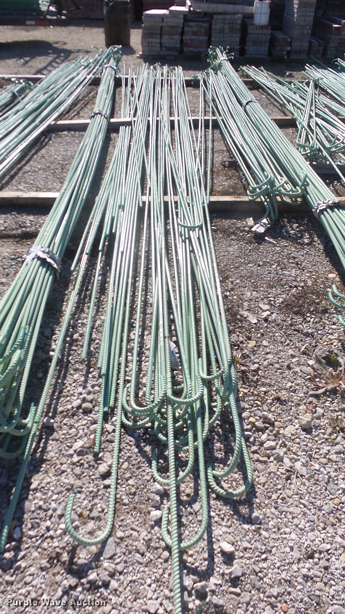 Approximately 300 pieces of rebar in Halstead, KS Item EH9115 sold