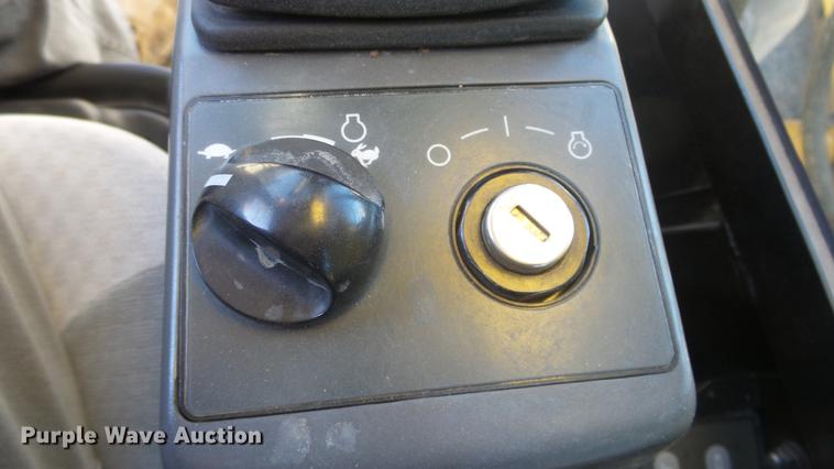 image for item DC1313 2013 Caterpillar 321D LCR excavator